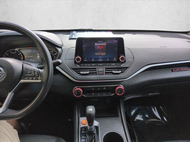 Used 2019 Nissan Altima 2.5 S FWD image 14