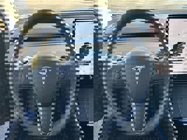 Used 2020 Tesla Model 3 image 17