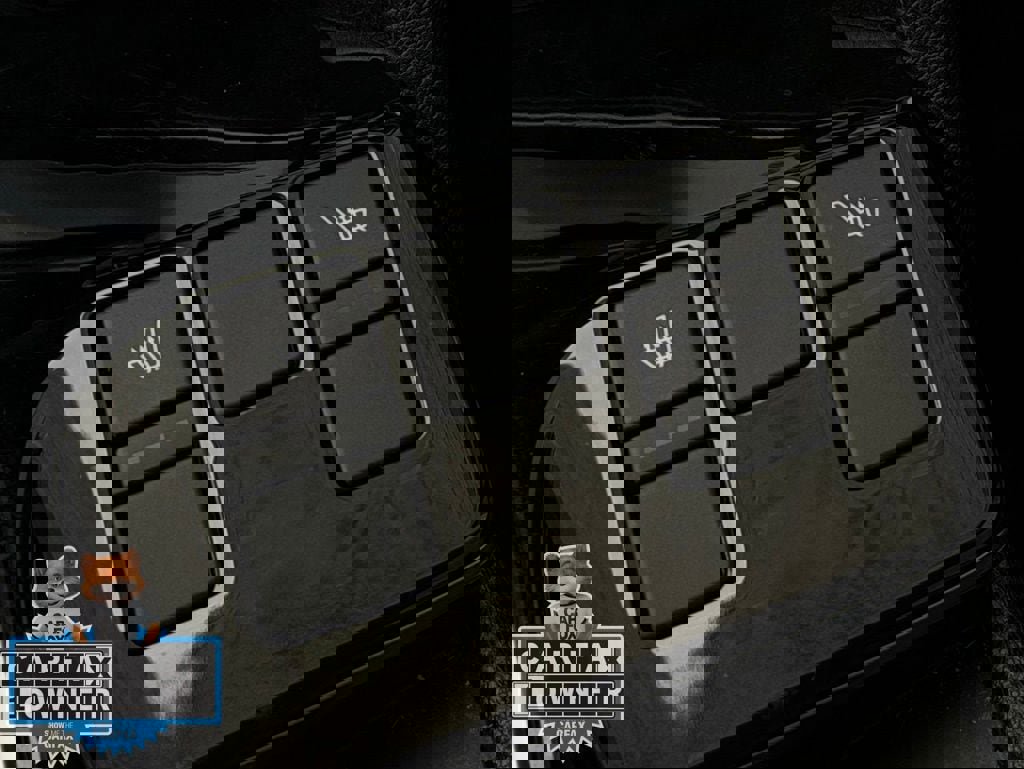 Used 2023 Kia Sportage EX image 18