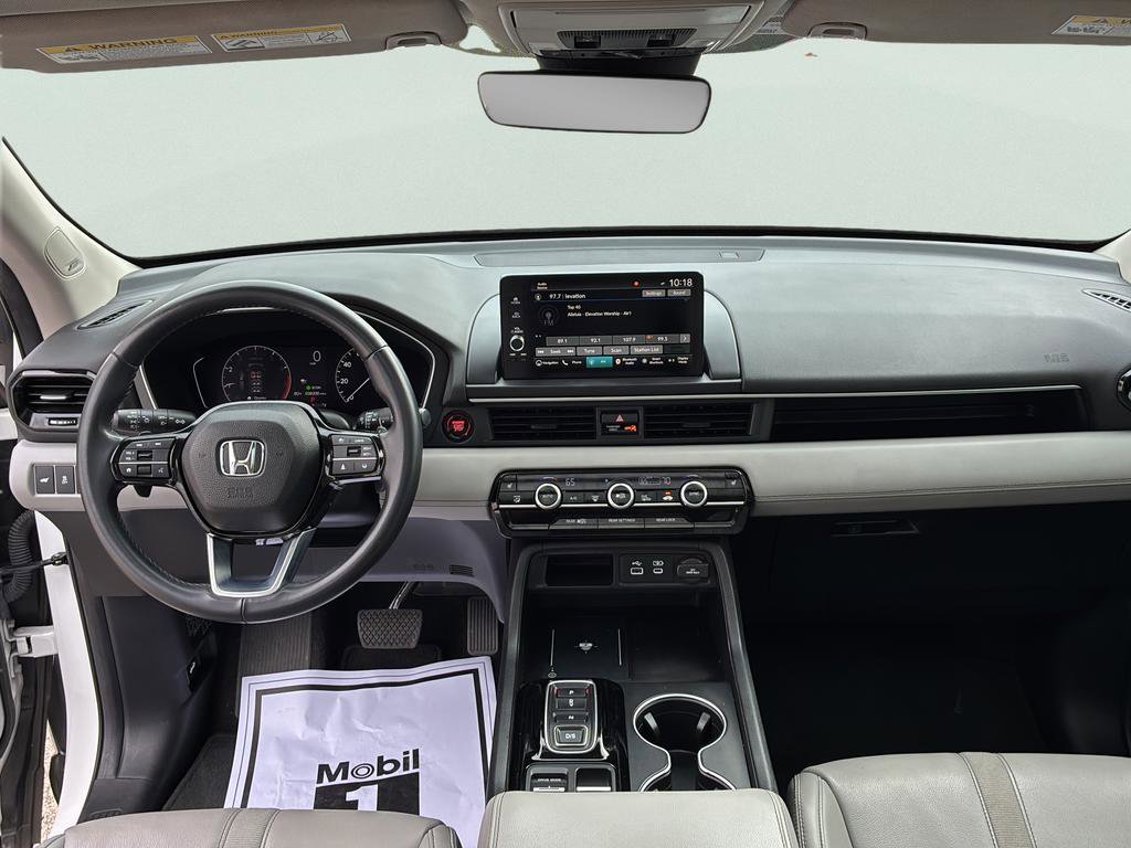 Used 2023 Honda Pilot Touring image 29