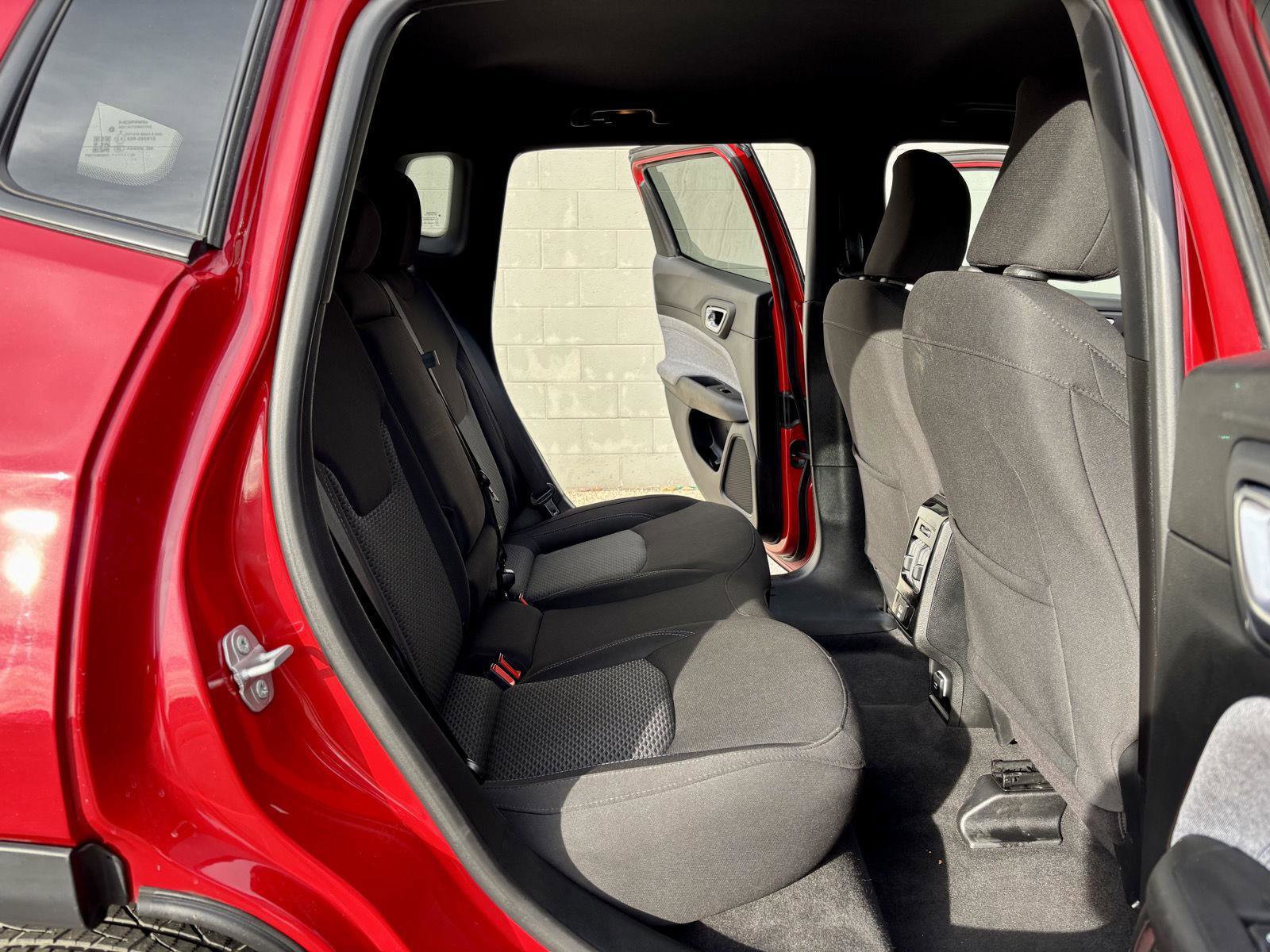 Used 2023 Jeep Compass Sport image 13