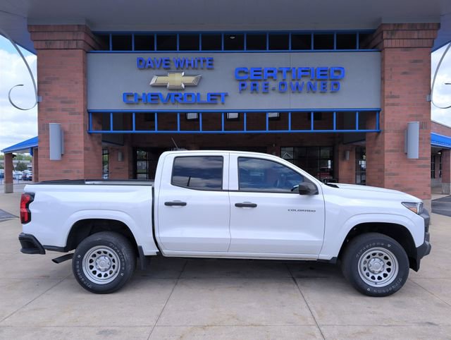 Used 2023 Chevrolet Colorado W/T RWD image 9