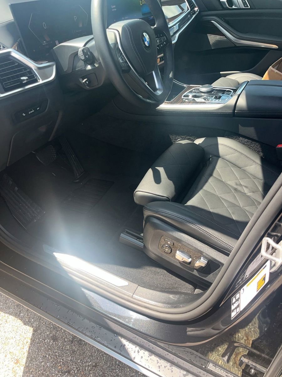 Used 2026 BMW X5 xDrive40i AWD/4WD image 5