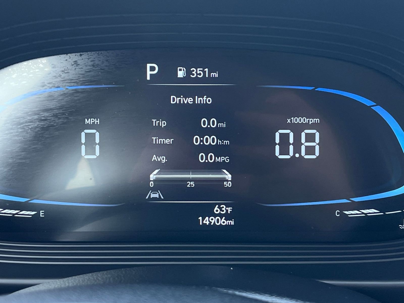 Used 2025 Hyundai Venue SEL FWD image 42