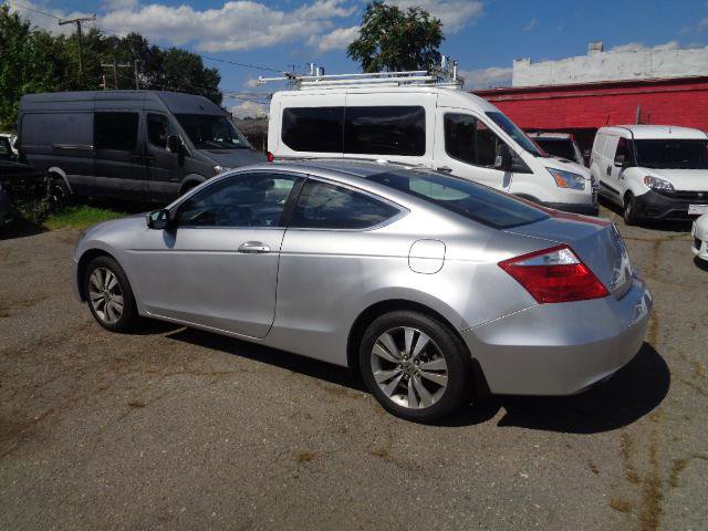 Used 2010 Honda Accord EX-L image 5