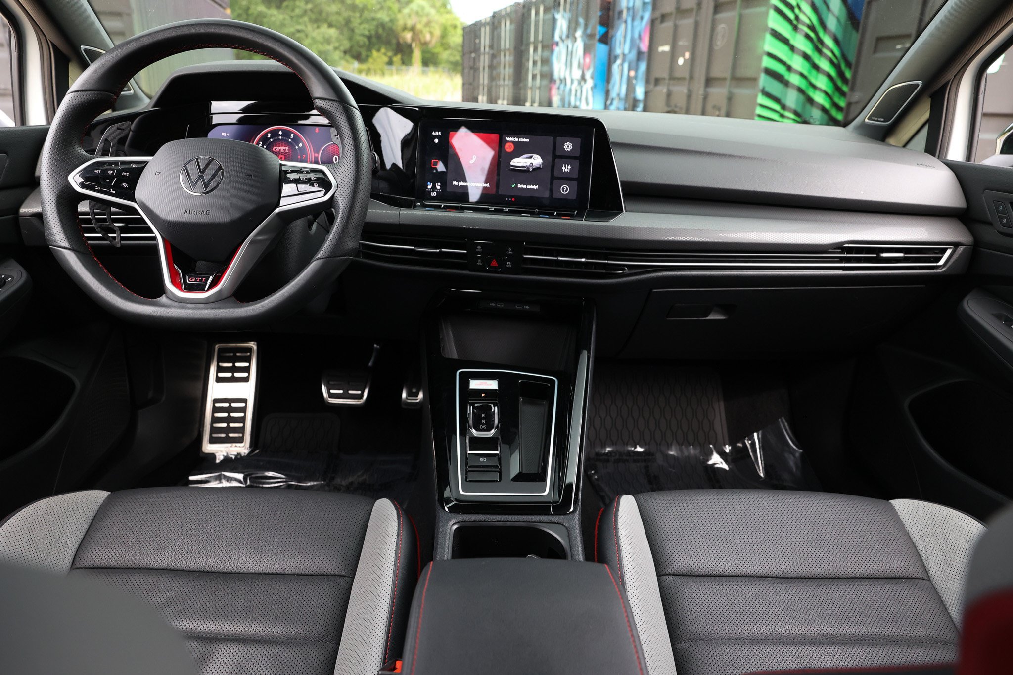 Used 2024 Volkswagen GTI SE FWD image 25