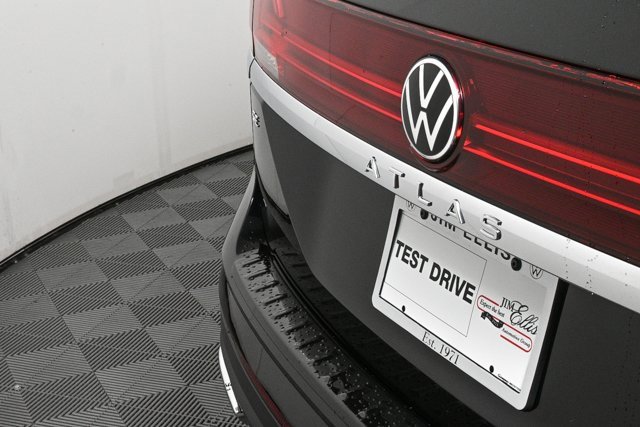 New 2026 Volkswagen Atlas SE image 35
