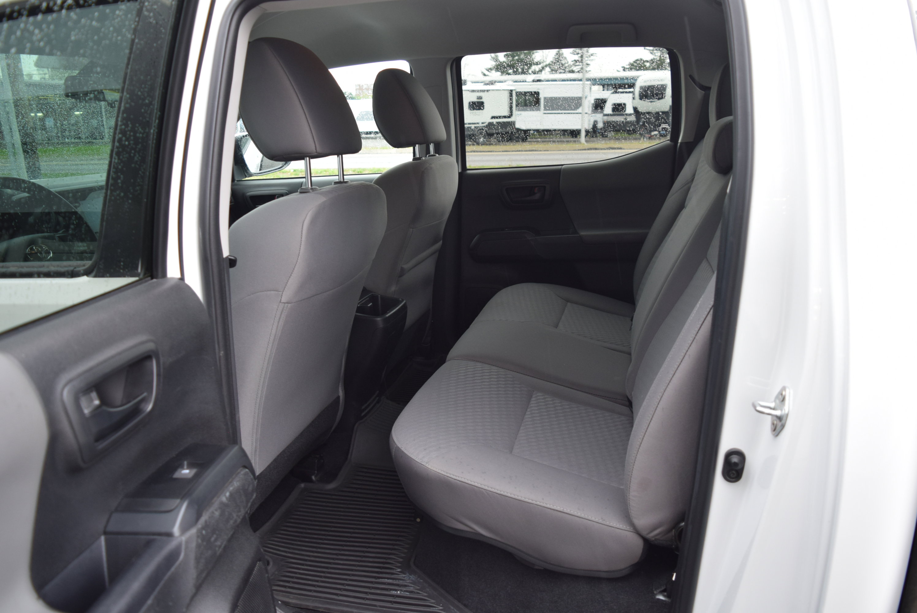 Used 2023 Toyota Tacoma SR w/ SR Convenience Package RWD image 11