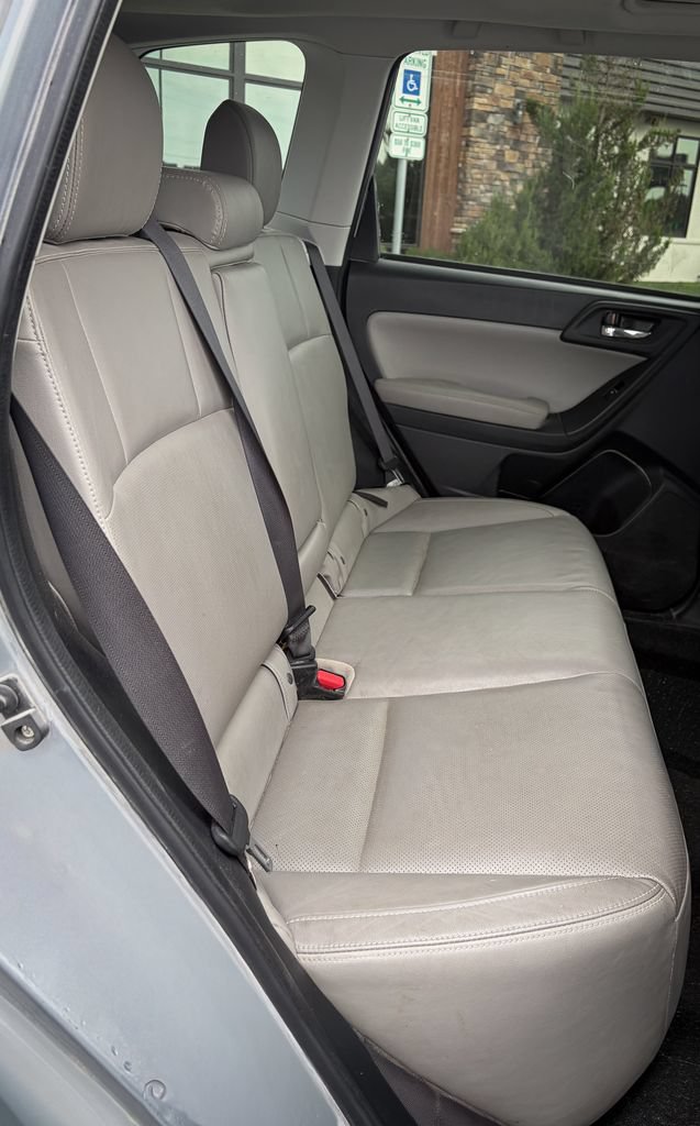 Used 2017 Subaru Forester 2.5i Limited AWD/4WD image 28