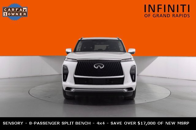 Used 2025 INFINITI QX80 Sensory image 2