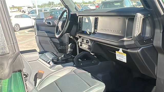 New 2025 Ford Bronco Badlands image 12