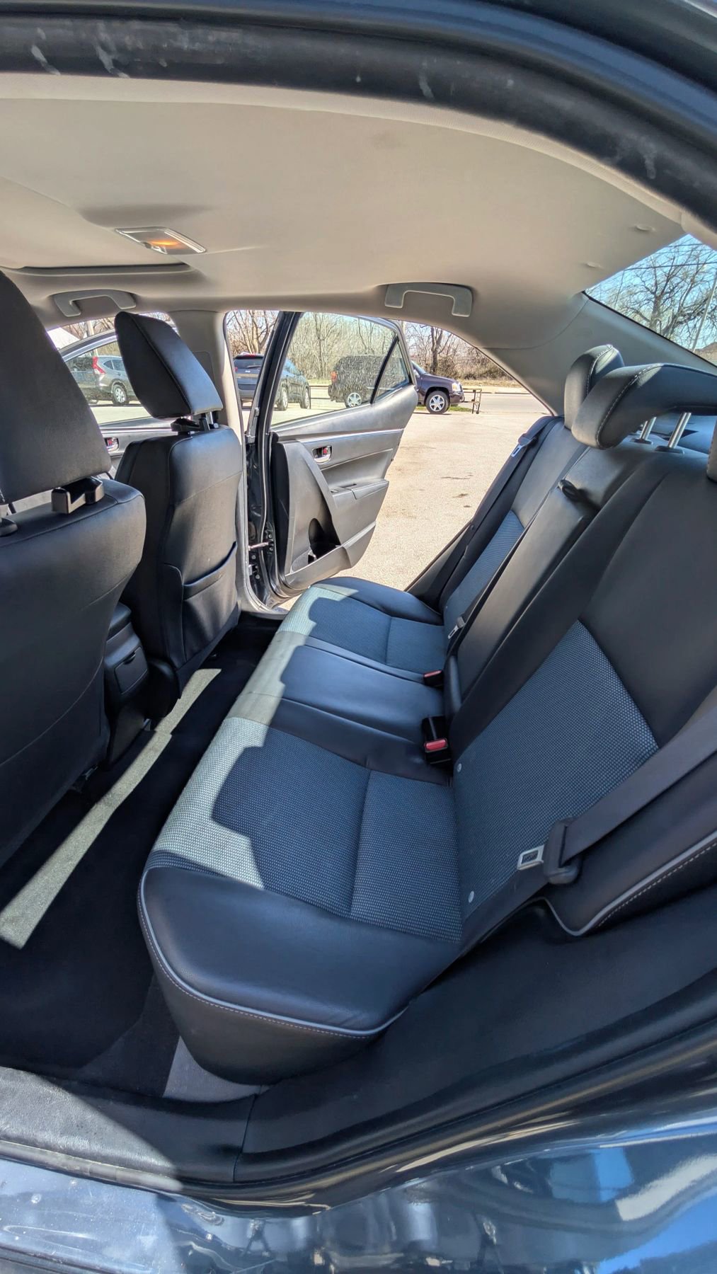 Used 2015 Toyota Corolla S w/ Driver Convenience Package image 19