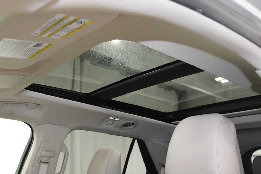 Used 2023 Ford Explorer XLT w/ Equipment Group 202A image 55