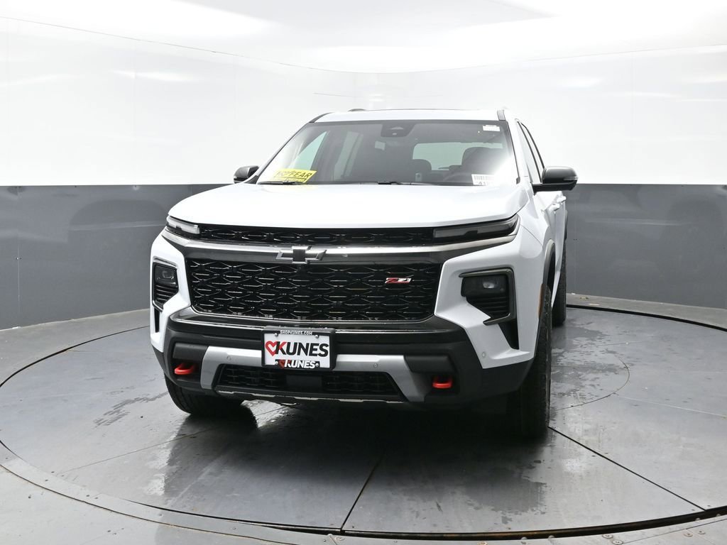 New 2026 Chevrolet Traverse Z71 w/ Enhanced Driving Package AWD/4WD image 5