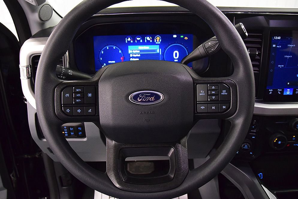 Used 2025 Ford F250 XLT w/ Black Appearance Package AWD/4WD image 19