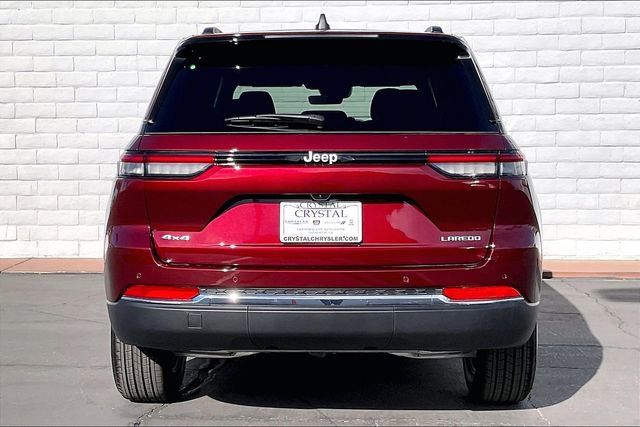 New 2026 Jeep Grand Cherokee Laredo image 3