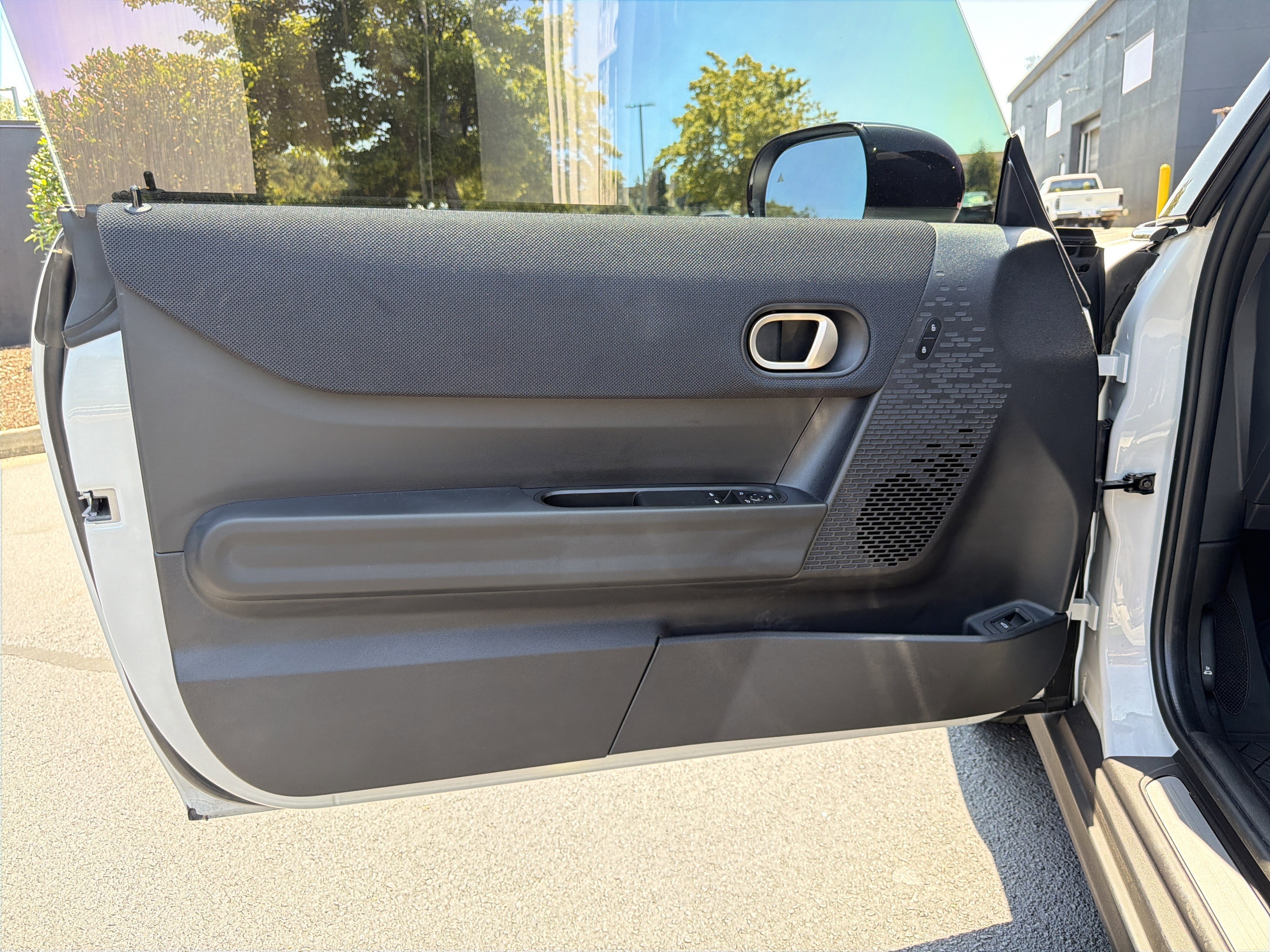 Used 2026 MINI Cooper 2-Door Hardtop FWD image 22