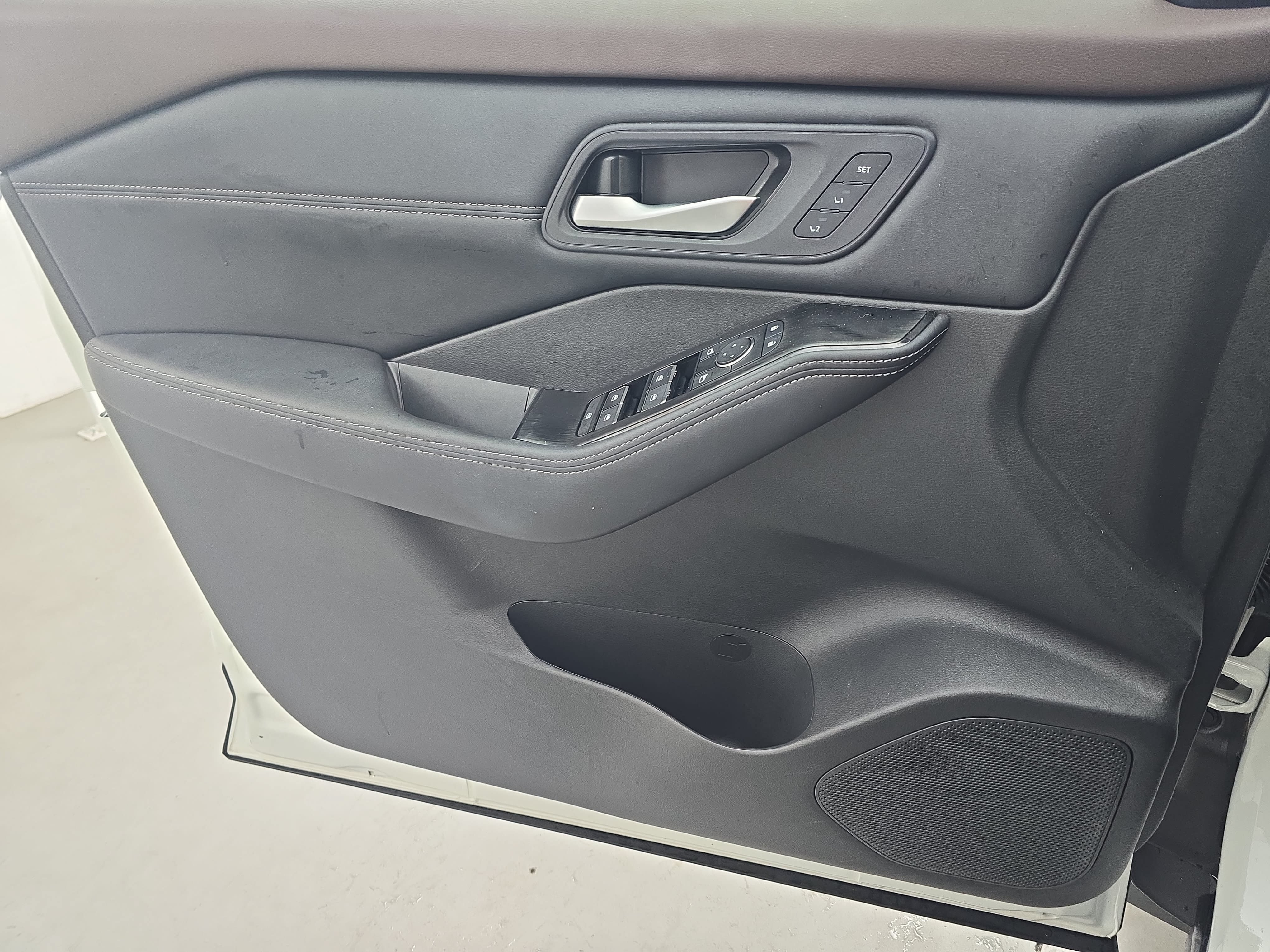 Certified 2023 Nissan Rogue SL AWD/4WD image 27