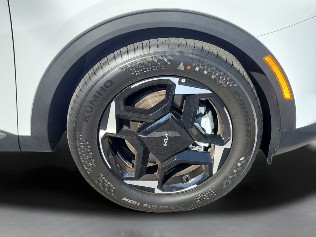 Used 2026 Kia Sportage EX w/ EX Panorama Roof Package image 4