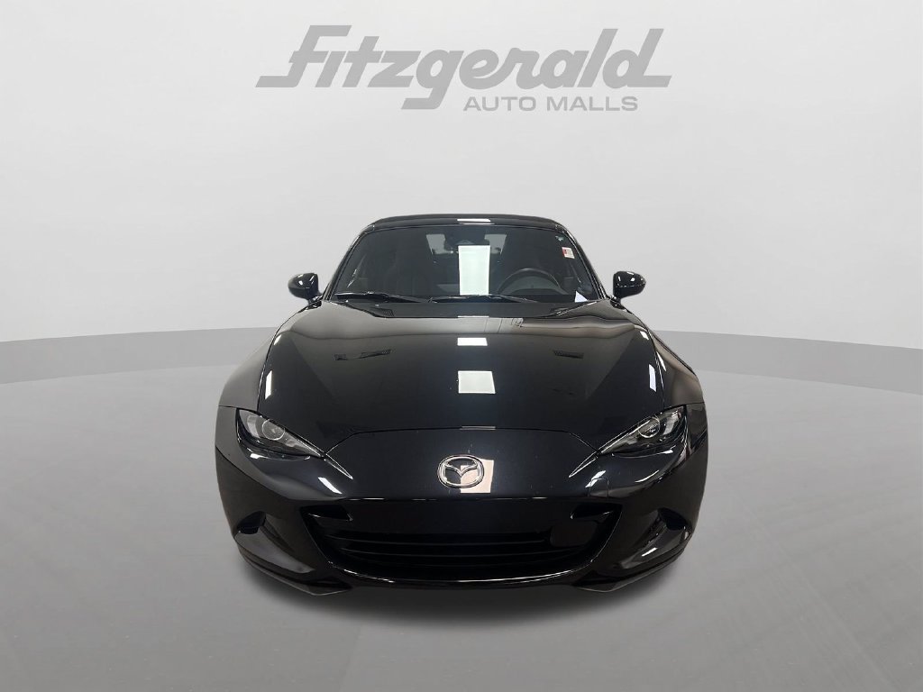 Used 2024 MAZDA MX-5 Miata Grand Touring RWD image 9
