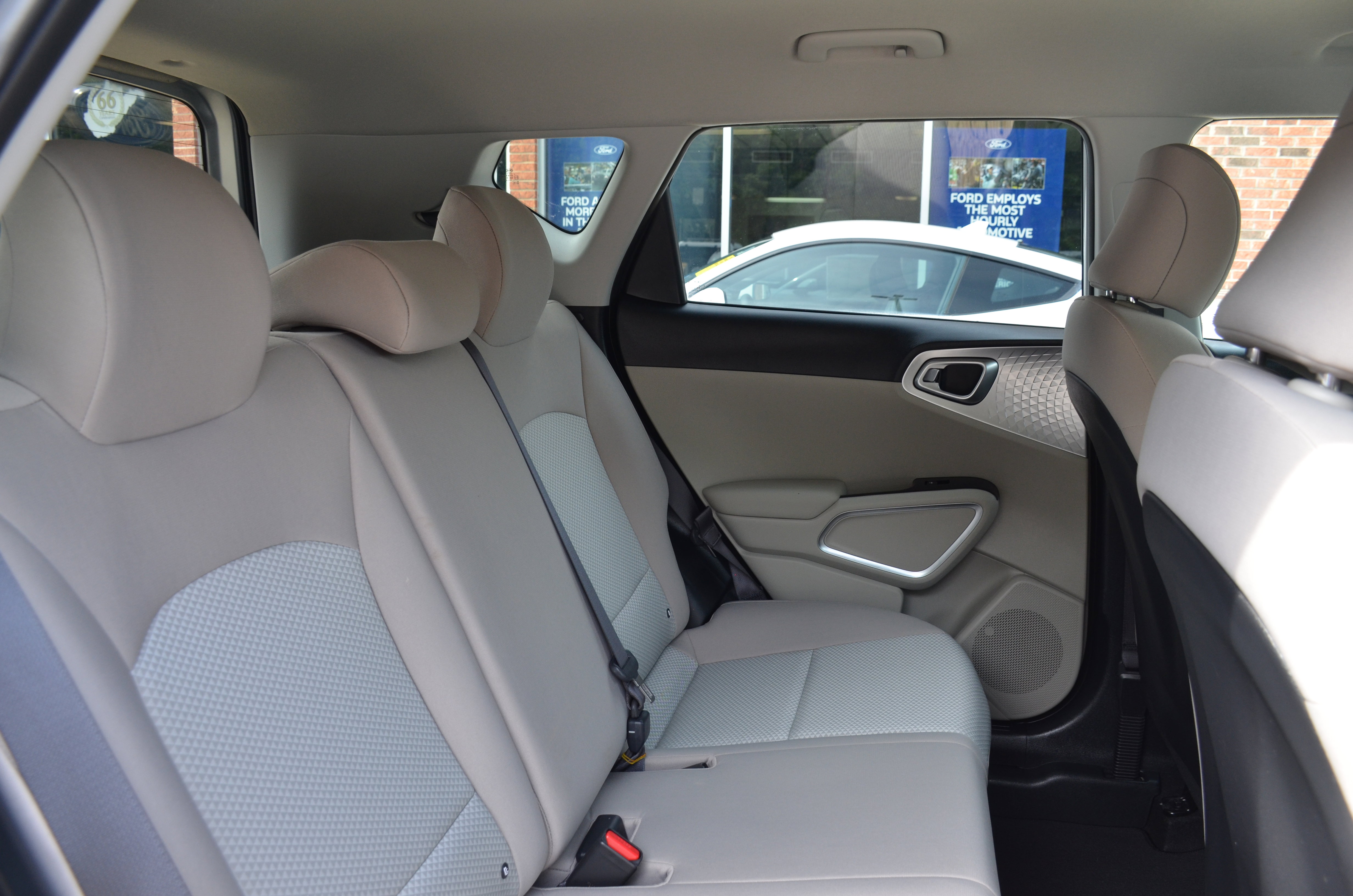 Used 2020 Kia Soul LX image 18