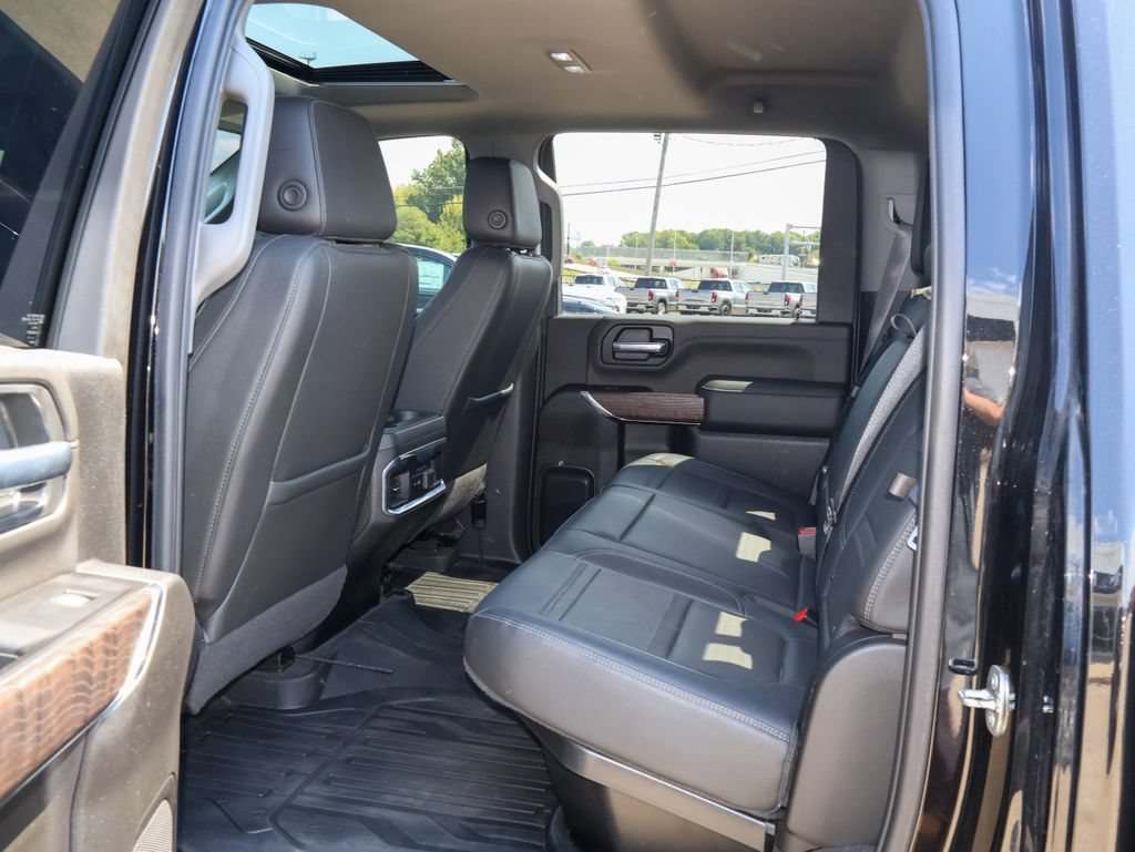 Used 2022 GMC Sierra 3500 Denali w/ Denali Ultimate Package AWD/4WD image 13
