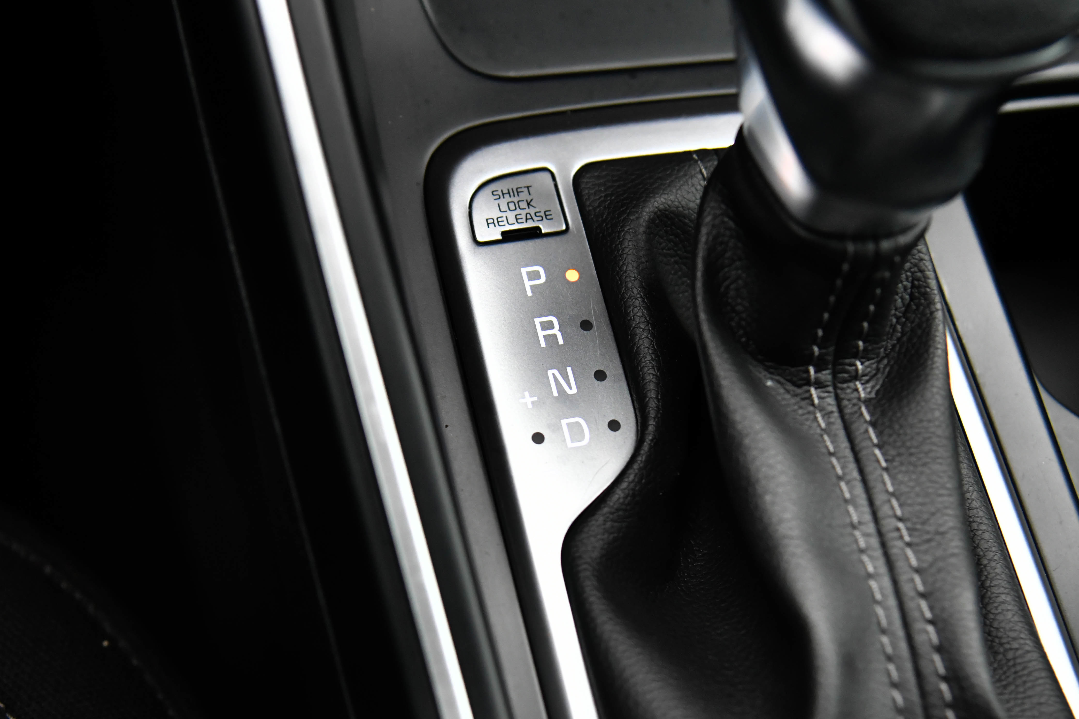 Used 2023 Kia Sorento LX image 24