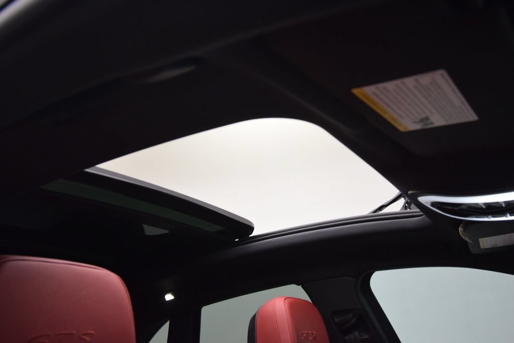 Used 2021 Porsche Macan GTS AWD/4WD image 19