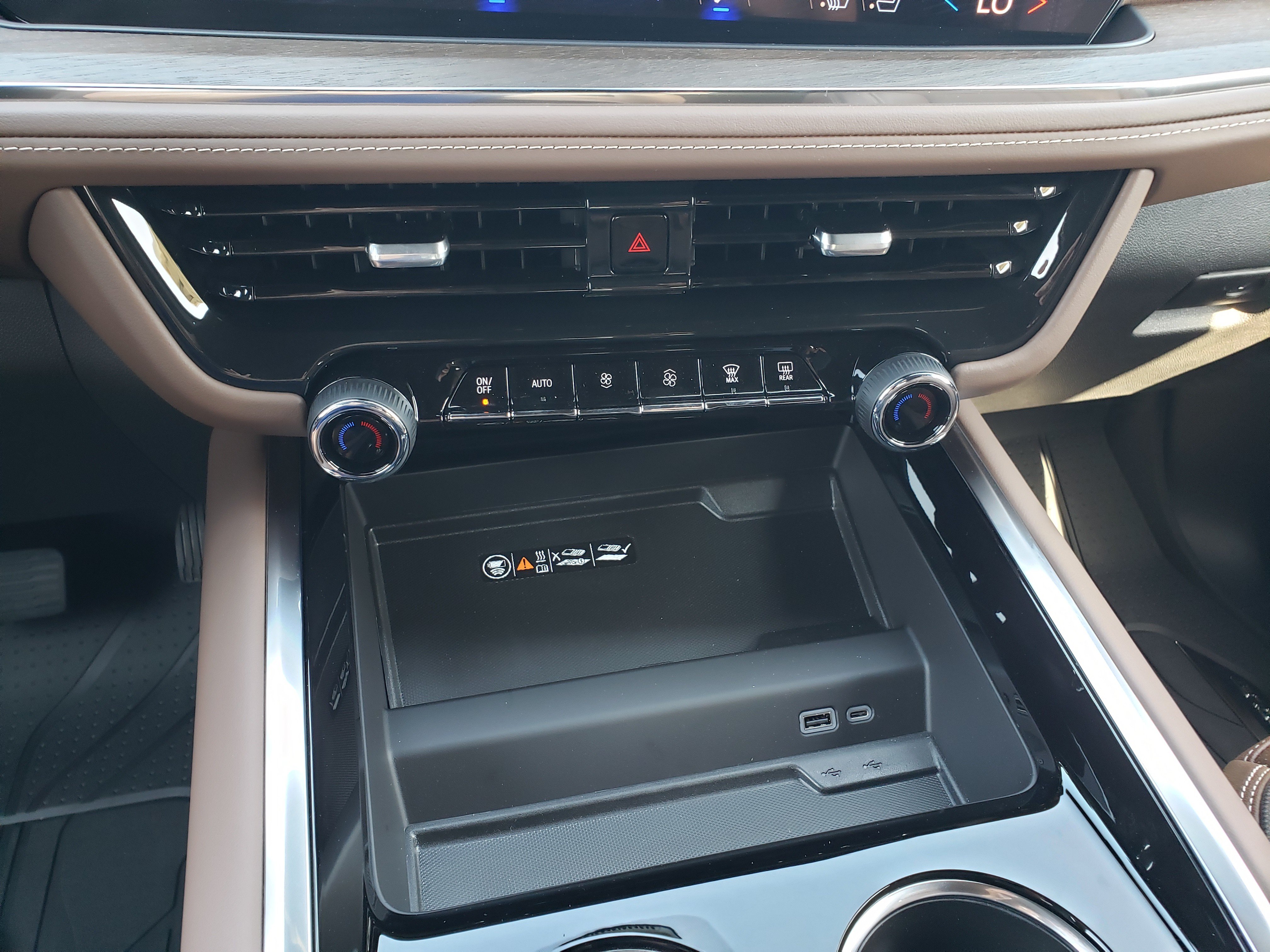 New 2026 Chevrolet Tahoe High Country w/ Sun And Tow Package RWD image 26