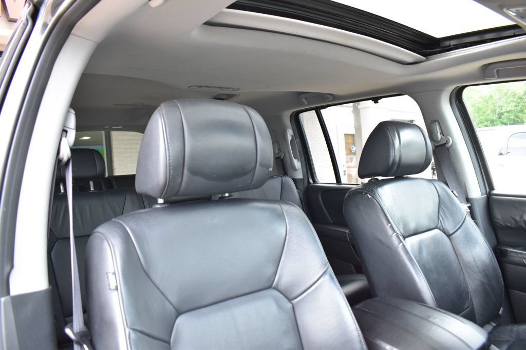 Used 2010 Honda Pilot Touring image 15