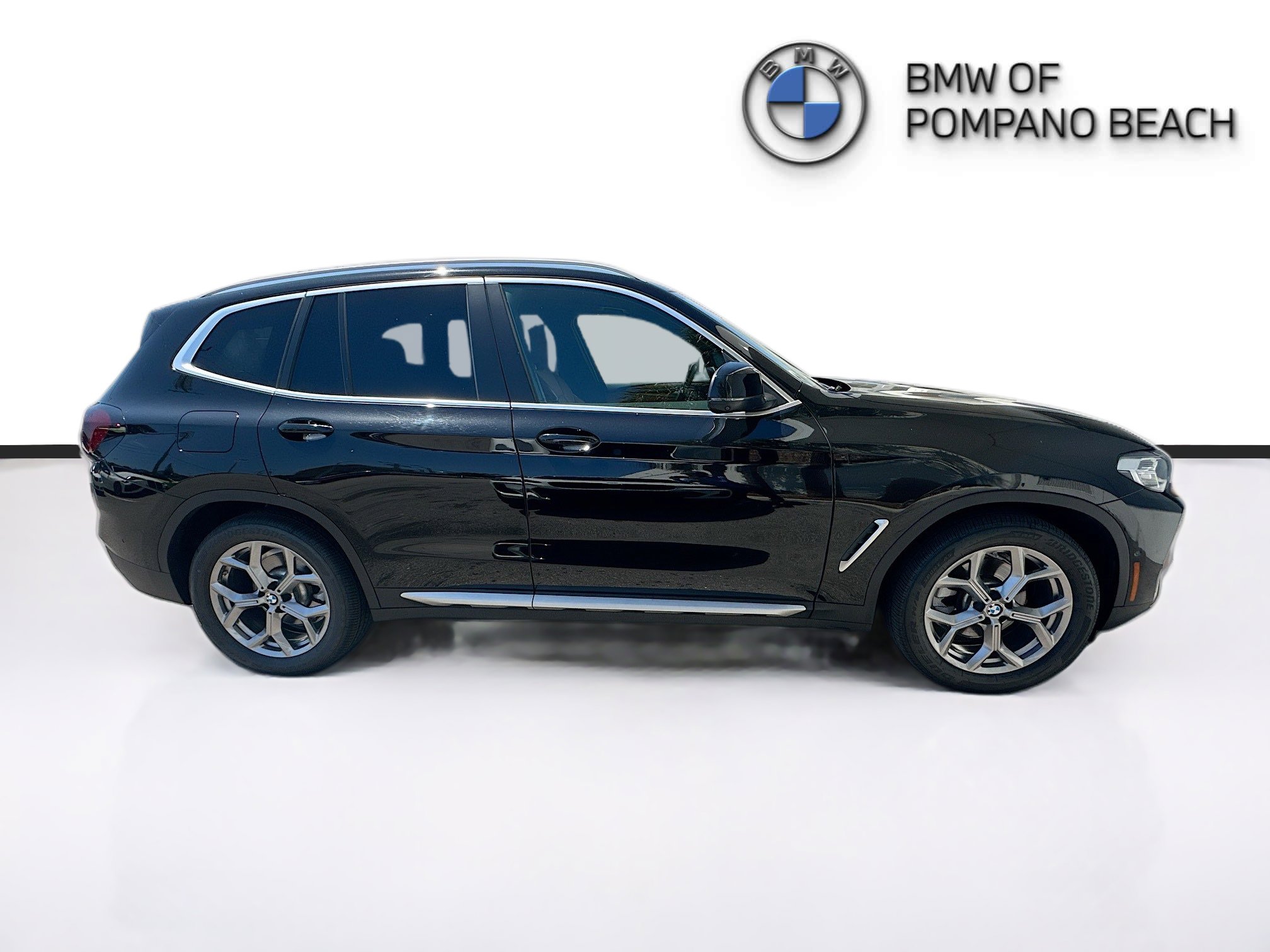 Used 2024 BMW X3 sDrive30i w/ Premium Package image 8