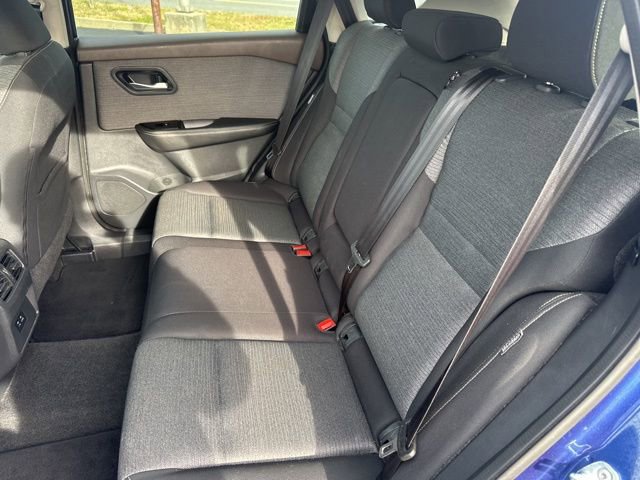 Used 2022 Nissan Rogue SV image 24