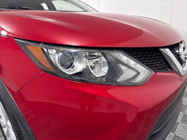 Used 2017 Nissan Rogue Sport SV AWD/4WD image 12