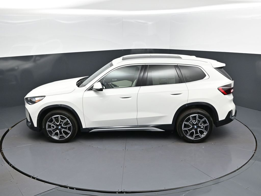 New 2026 BMW X1 xDrive28i w/ Convenience Package image 32