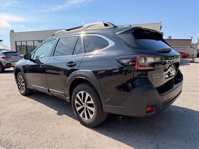 Used 2023 Subaru Outback Premium AWD/4WD image 8