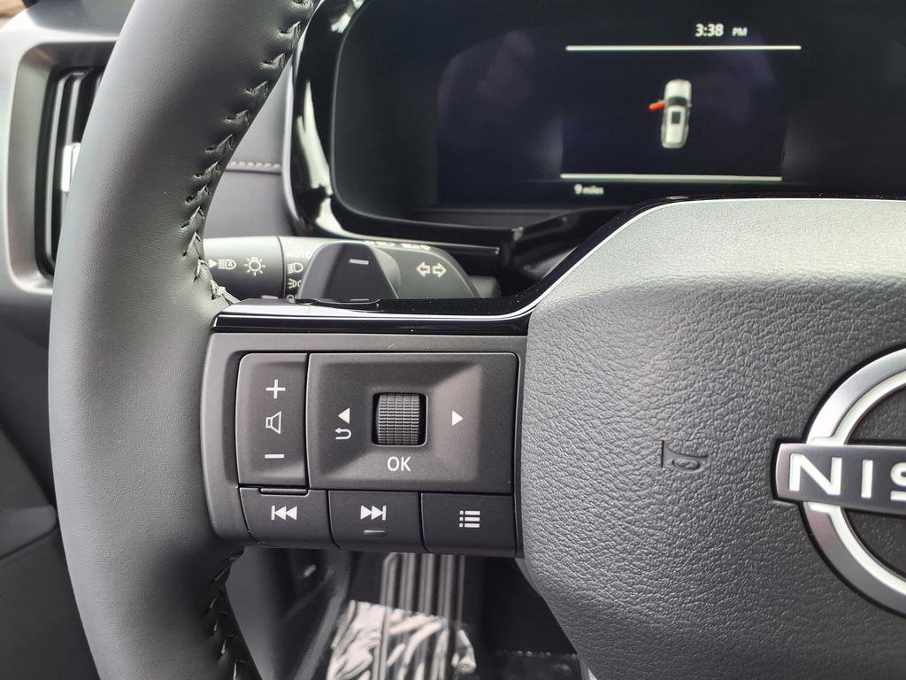New 2026 Nissan Pathfinder SL AWD/4WD image 30