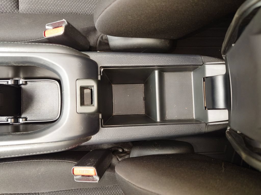 Used 2017 Honda HR-V EX image 25