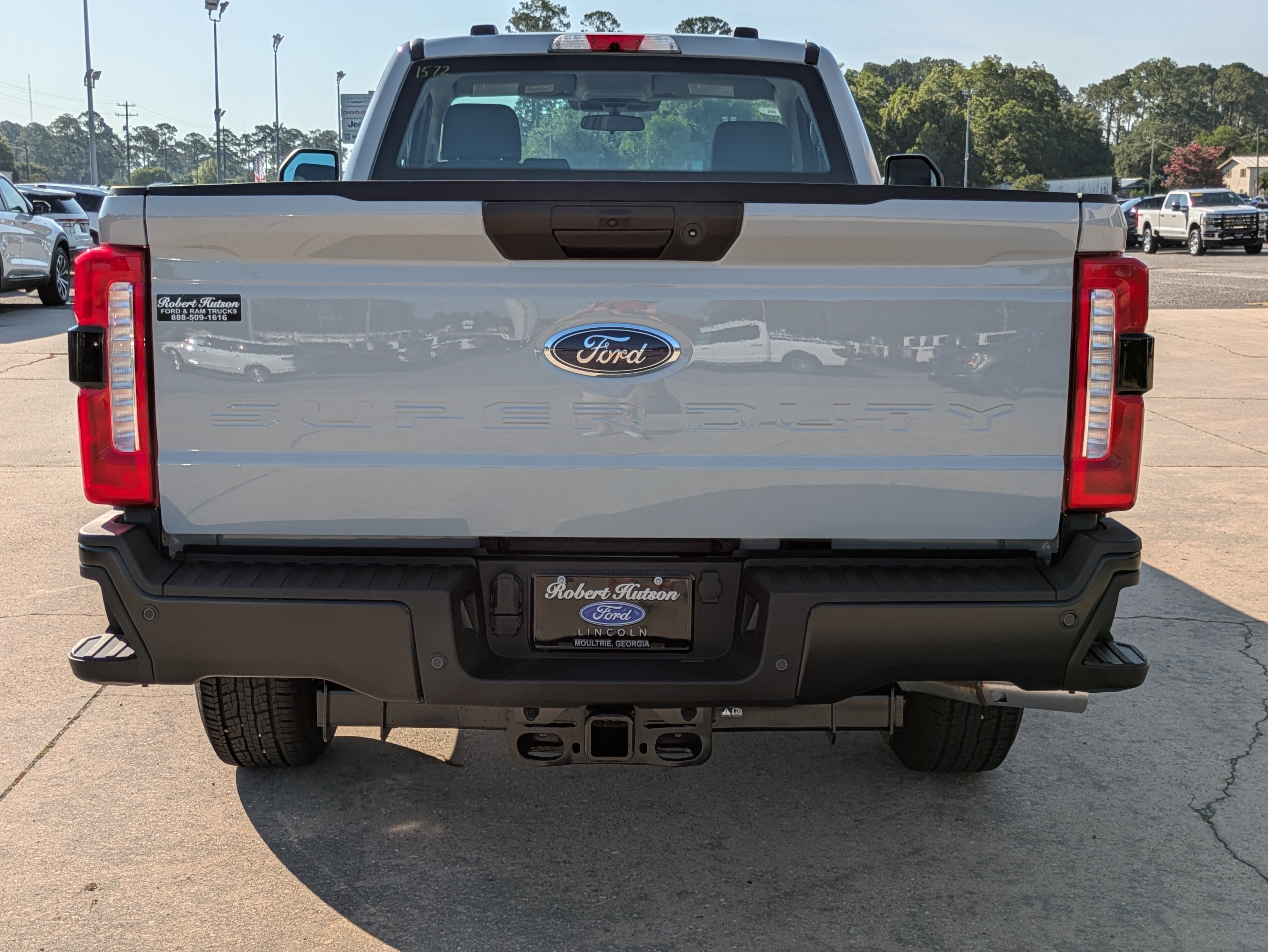 Used 2025 Ford F350 XL w/ 360-Degree Camera Package RWD image 8