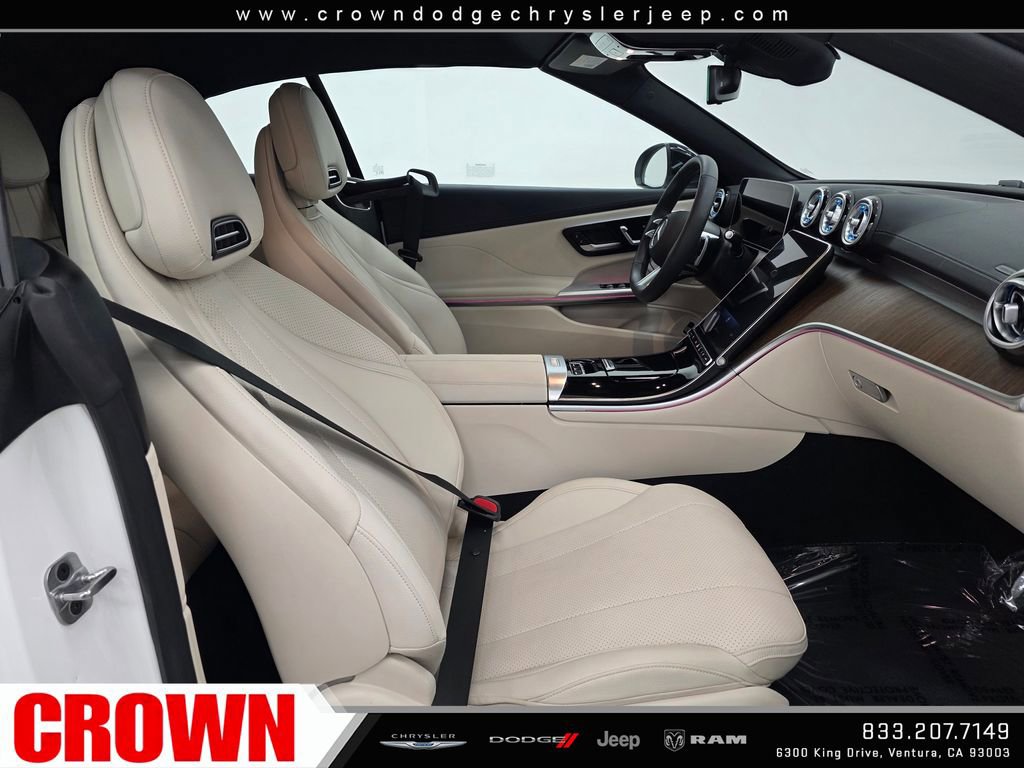 Used 2024 Mercedes-Benz CLE 300 4MATIC Cabriolet image 29
