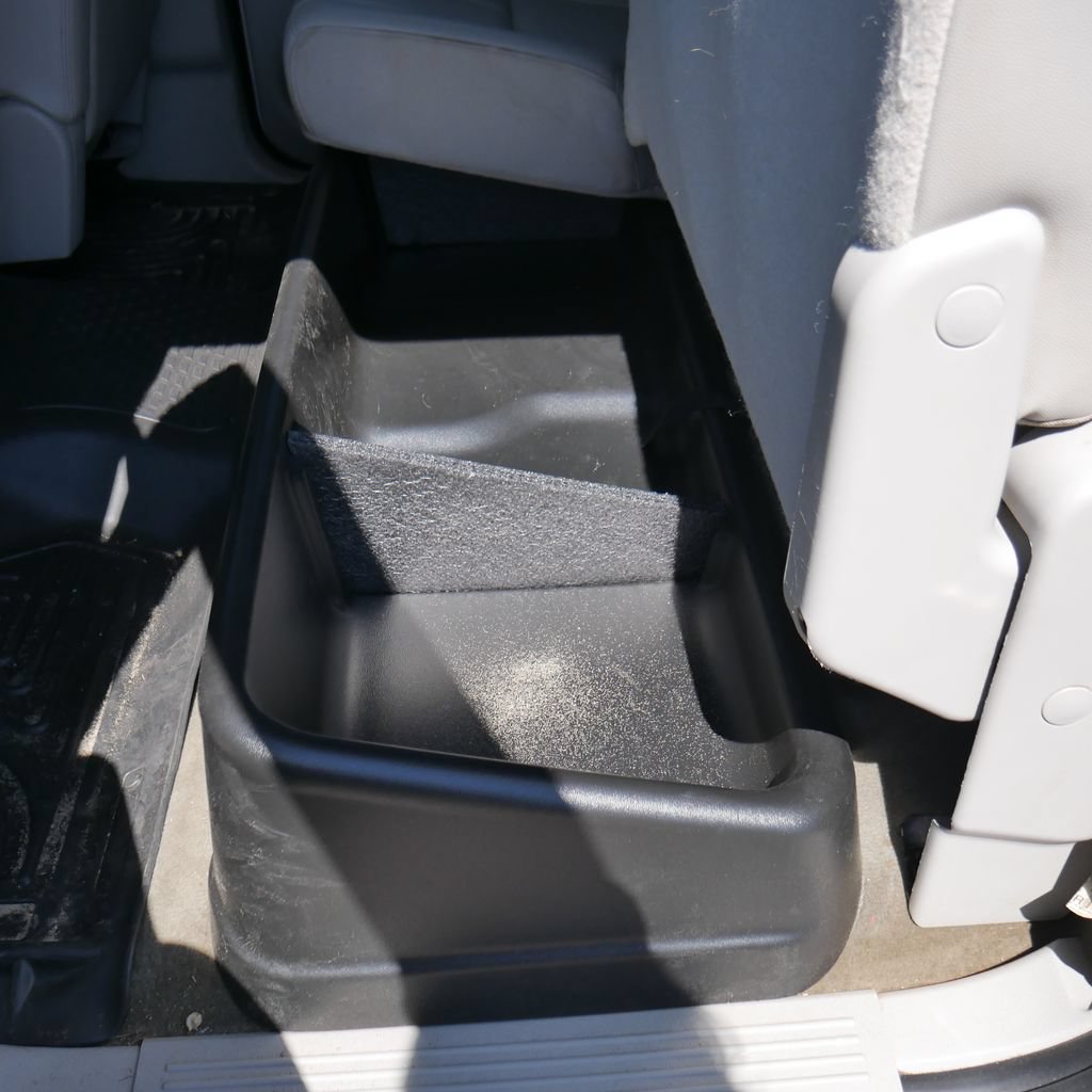 Used 2011 Chevrolet Silverado 1500 LTZ w/ LTZ White Diamond Edition AWD/4WD image 23