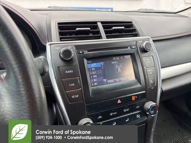Used 2017 Toyota Camry SE FWD image 11