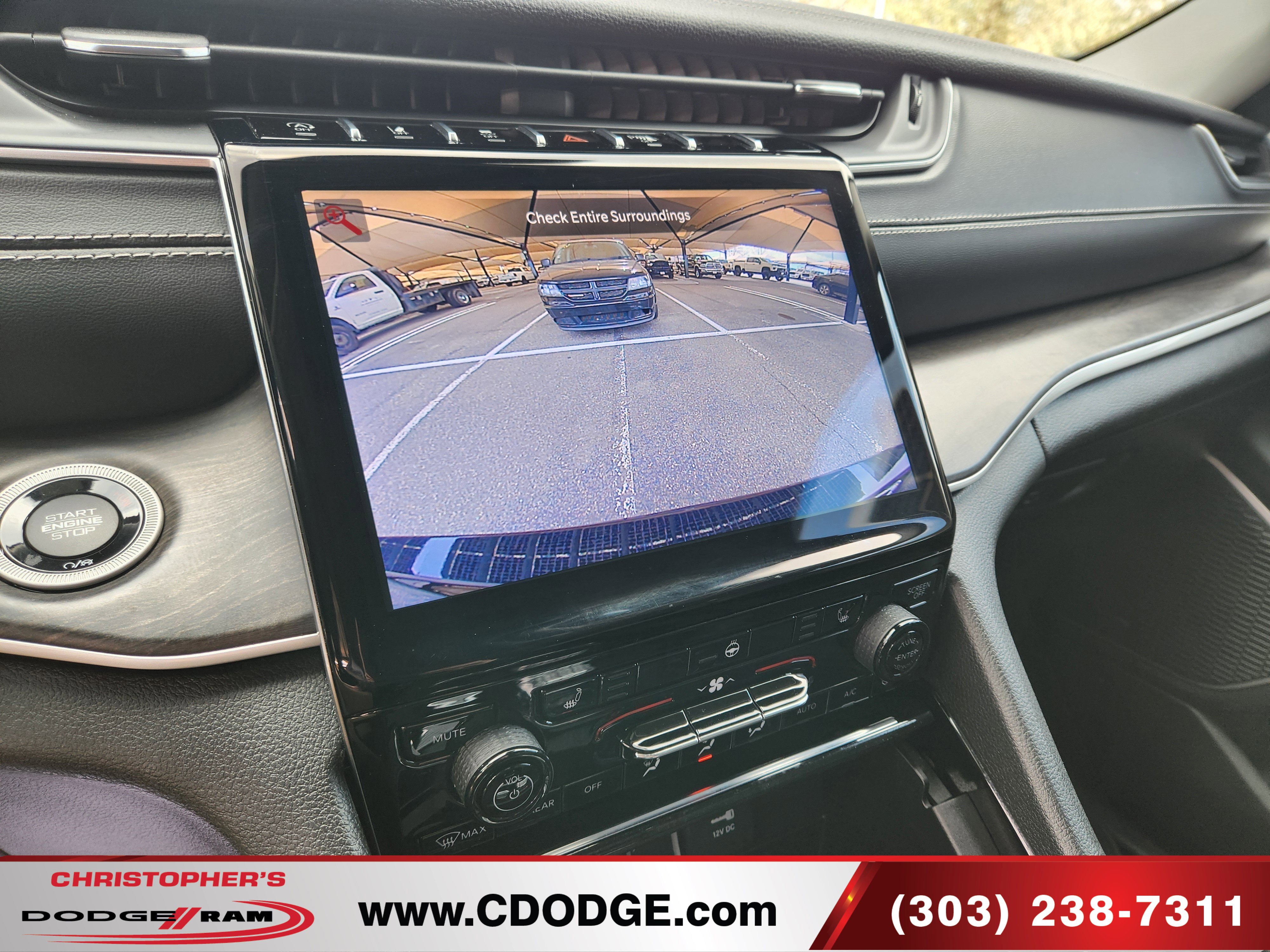 Used 2023 Jeep Grand Cherokee L Limited w/ Trailer Tow Group (B) image 15