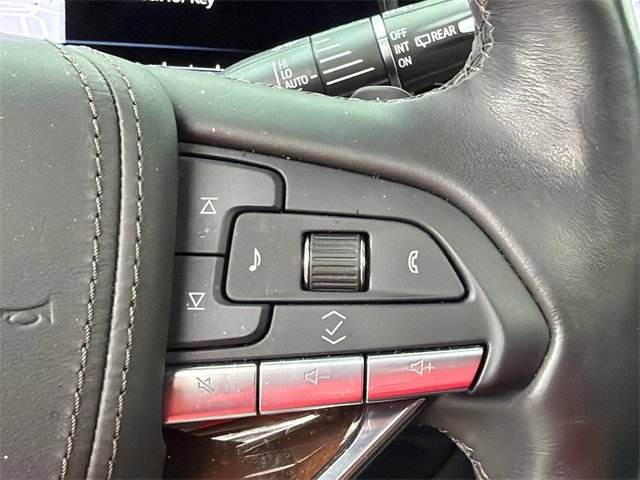 Certified 2024 Cadillac Escalade Sport Platinum w/ LPO, ONYX Package image 27