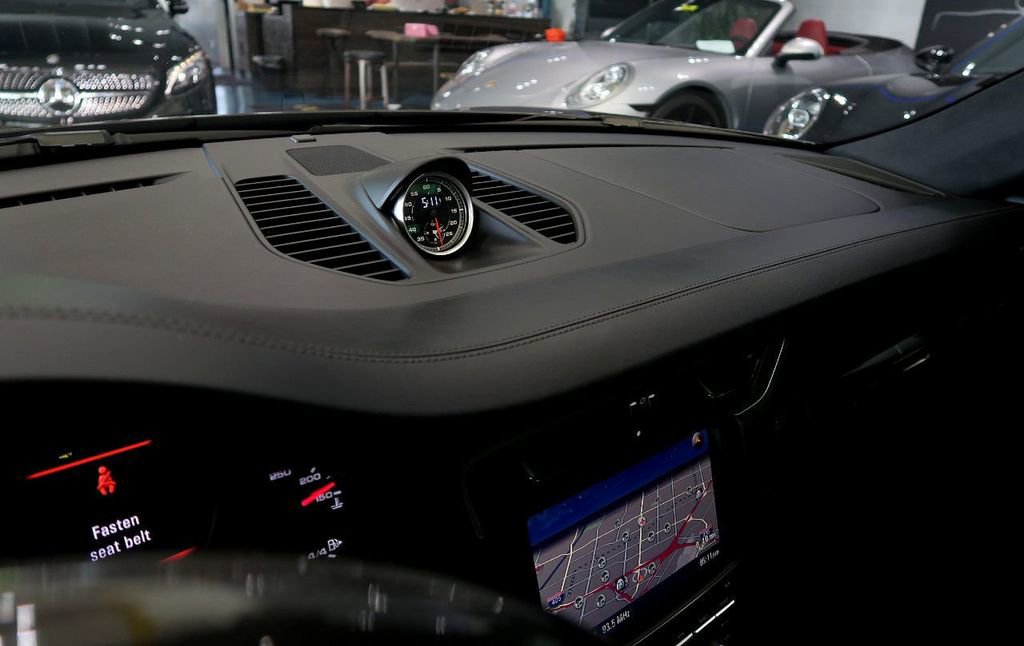 Used 2016 Porsche 911 Carrera 4 GTS image 22