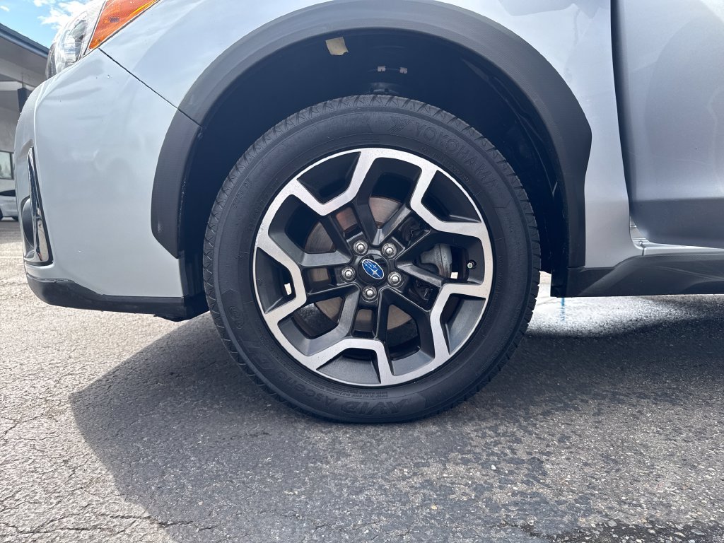 Used 2017 Subaru Crosstrek 2.0i Premium AWD/4WD image 24