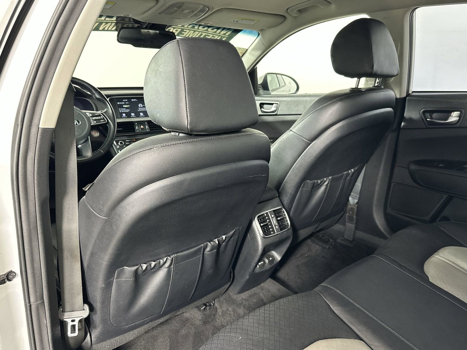 Used 2020 Kia Optima EX image 28