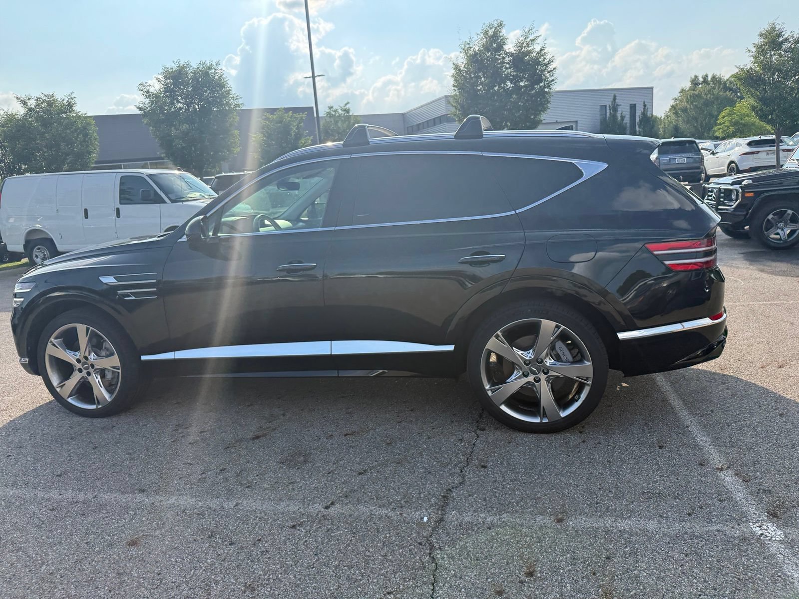 Used 2024 Genesis GV80 3.5T Advanced AWD/4WD image 8