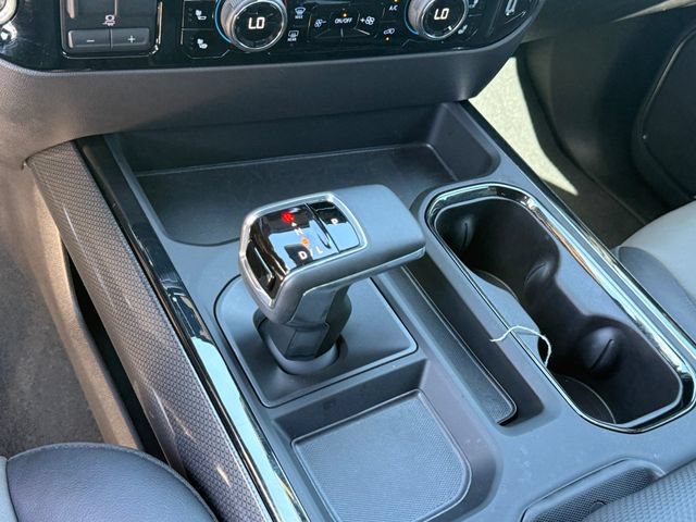 Used 2024 Chevrolet Silverado 1500 ZR2 w/ Technology Package AWD/4WD image 20