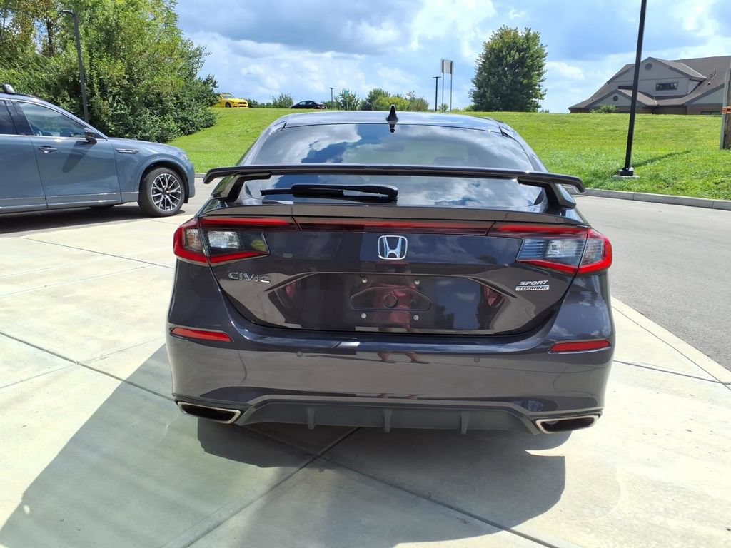 Used 2024 Honda Civic Sport Touring image 6