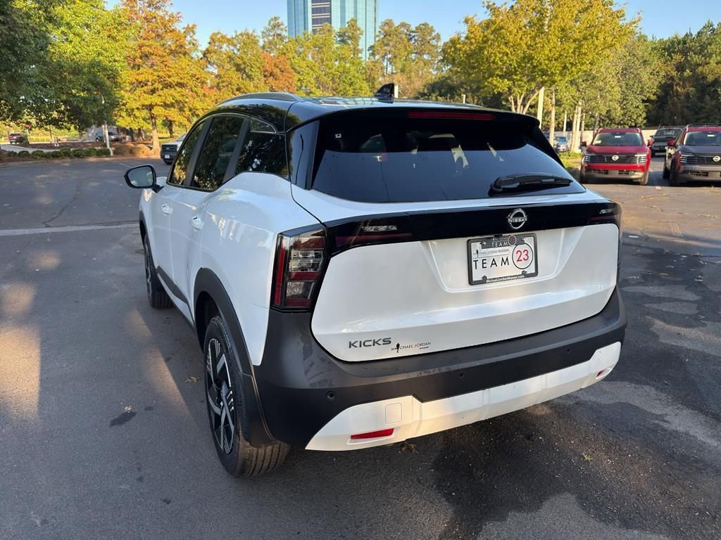 New 2026 Nissan Kicks SV image 5